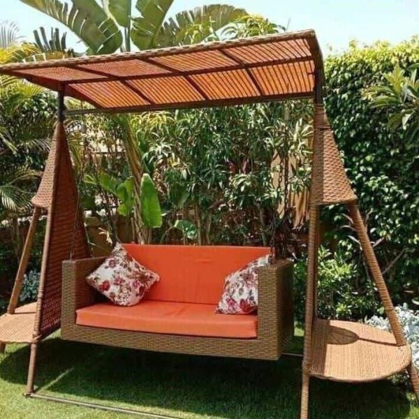 تصميم داخلي بألوان متناسقة لمنزل عصري وأنيق